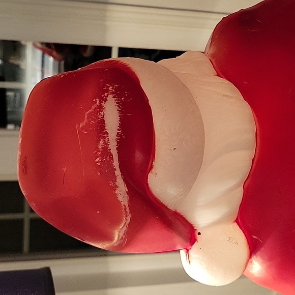 Vintage Lighted Blow Mold SANTA CLAUS 33” EMPIRE with Present & Sack of Toys - Picture 7 of 12